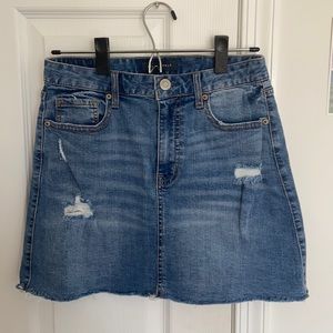 S/XS denim skirt, never worn